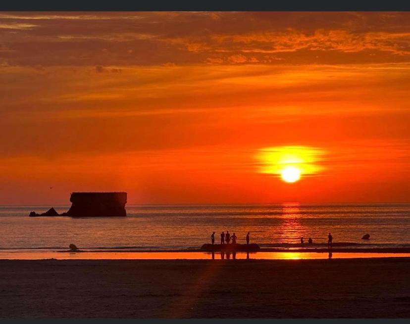 Le Brise Lame Maison Neuve A 2 Pas De La Plage Le Portel Exterior photo